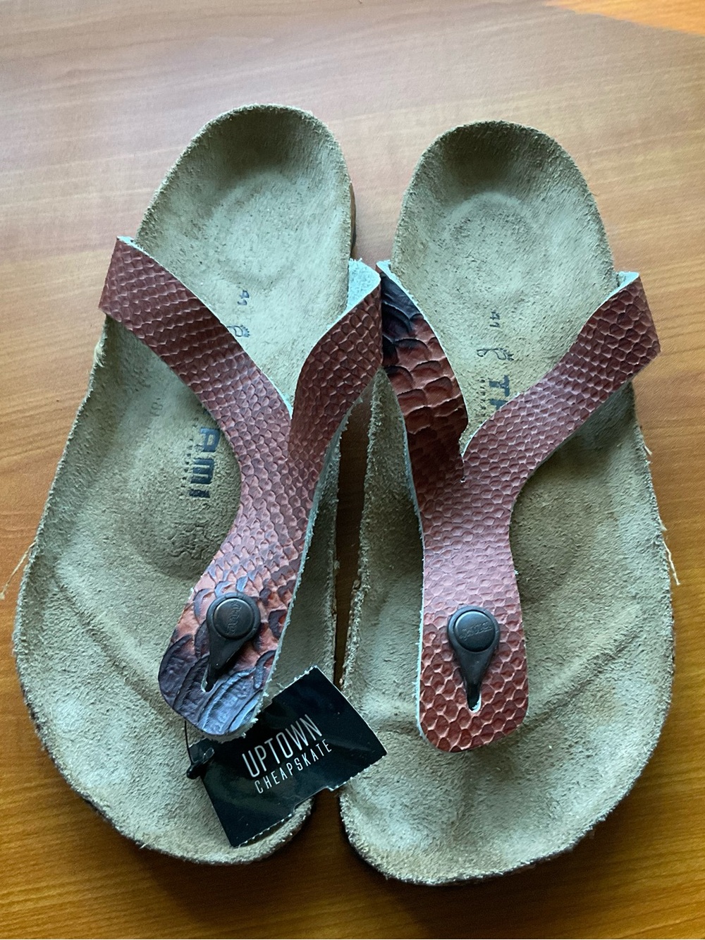 Tatami textured Copper Thong Sandals